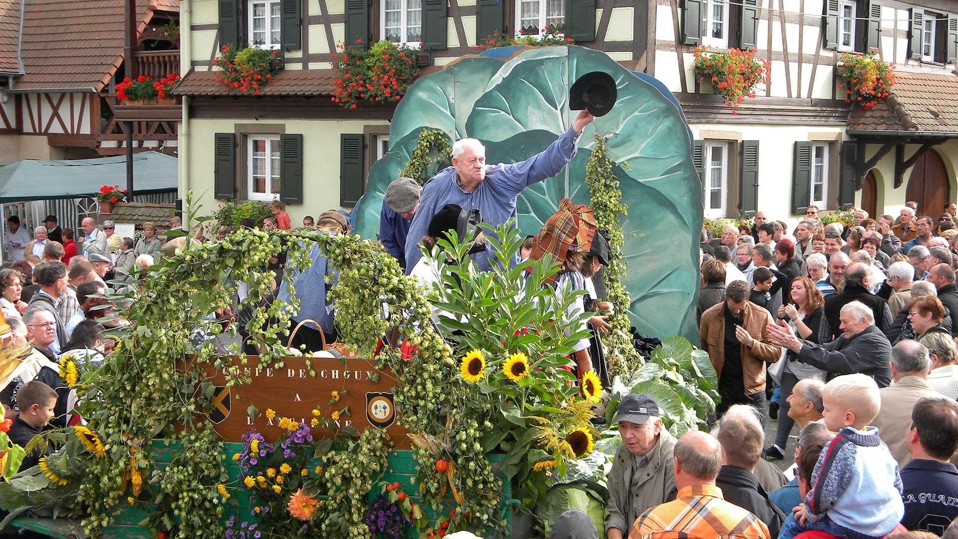 Photo d'un char à la Fête de la Choucroute à Krautergersheim